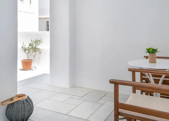 Arsis Houses, Big House * Αντίπαρος